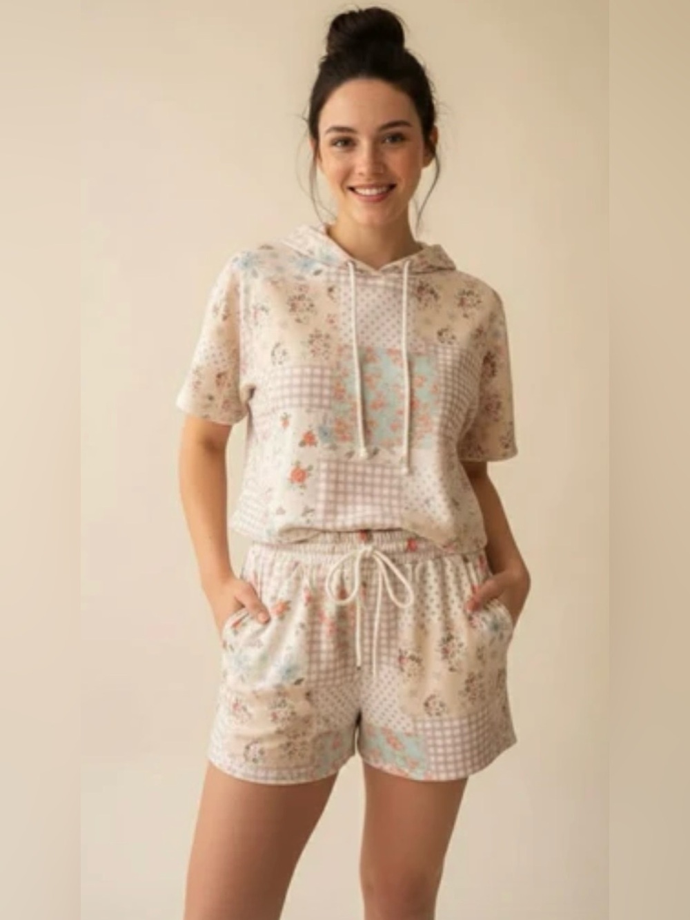 Lovely Patchwork Floral Hooded Short-Sleeve Sweatshirt and Short Set- Pink